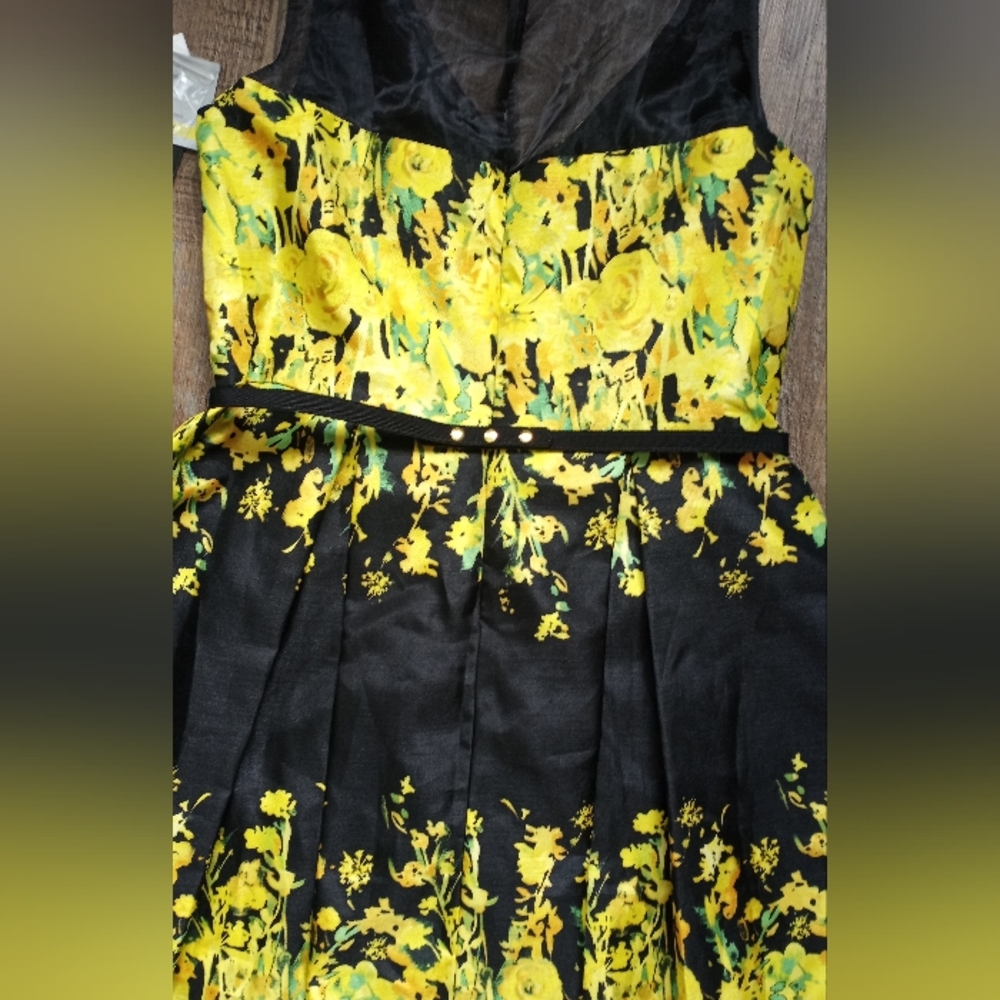 Danny & Nicole Black & Yellow Floral Dress Size 14 - Picture 4 of 6